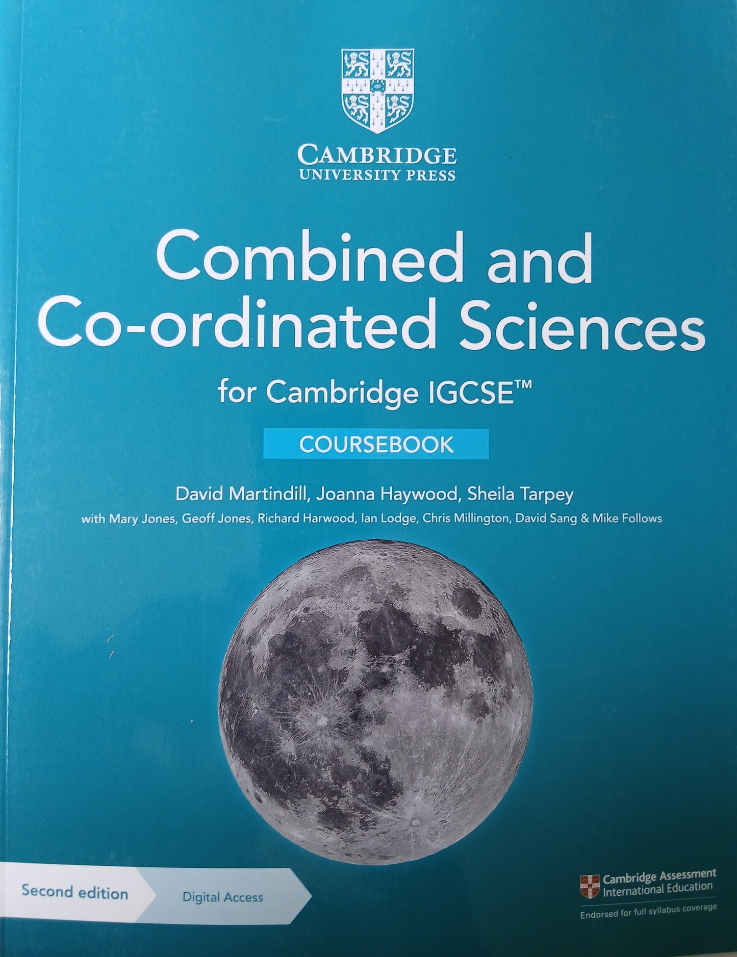 Cambridge IGCSE Combined and Co-ordinated Sciences Coursebook